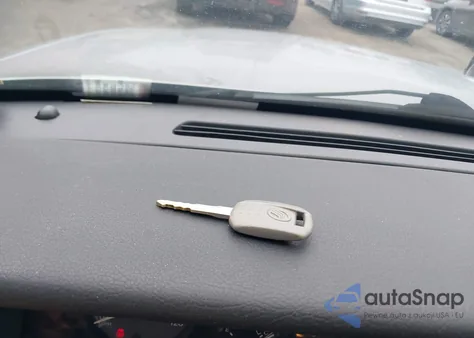 2006 Mercury Grand Marquis Gs z USA, uszkodzony, nr VIN 2MEFM74V16X646802